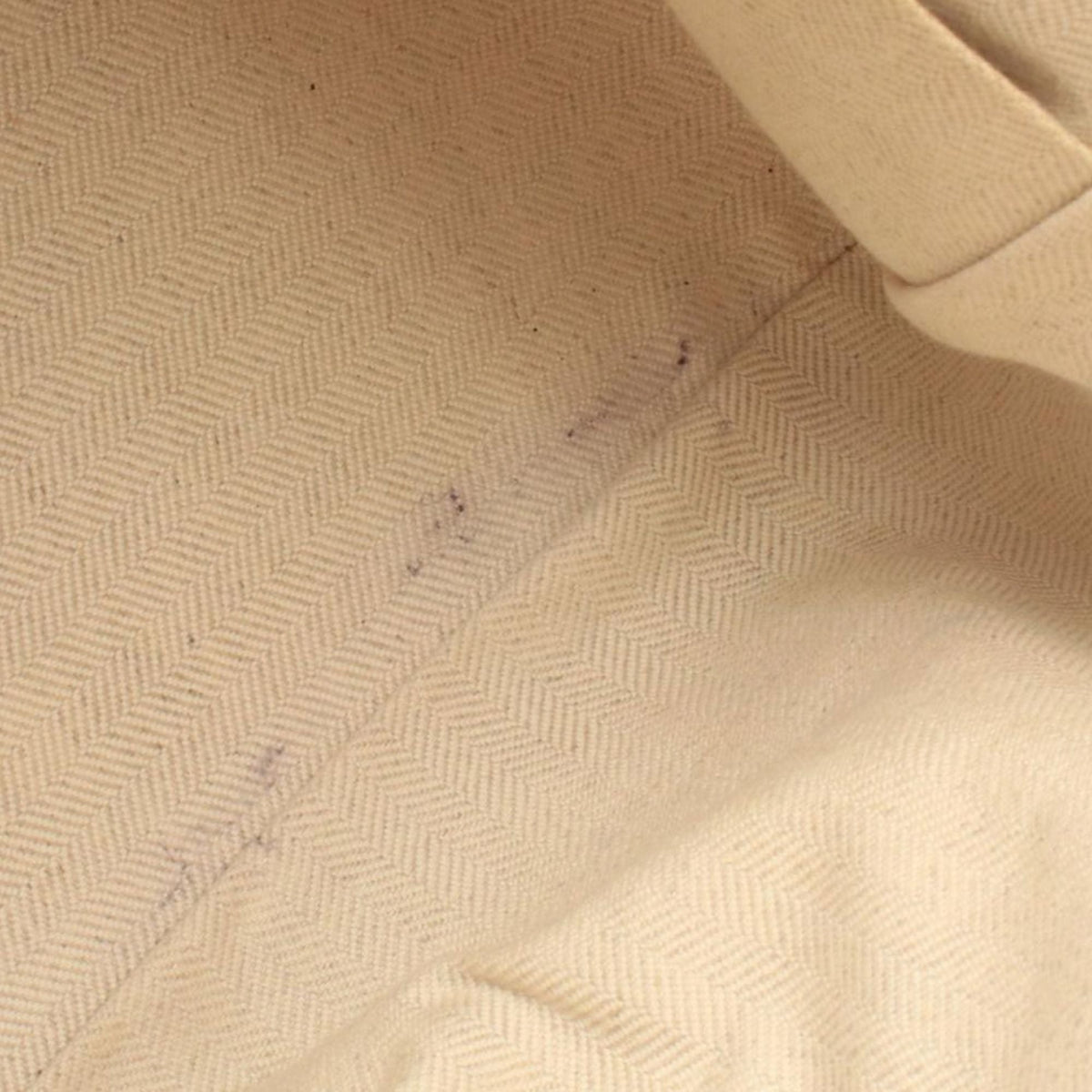 LOEWE Medium Soft Grained Calfskin Hammock — Brown