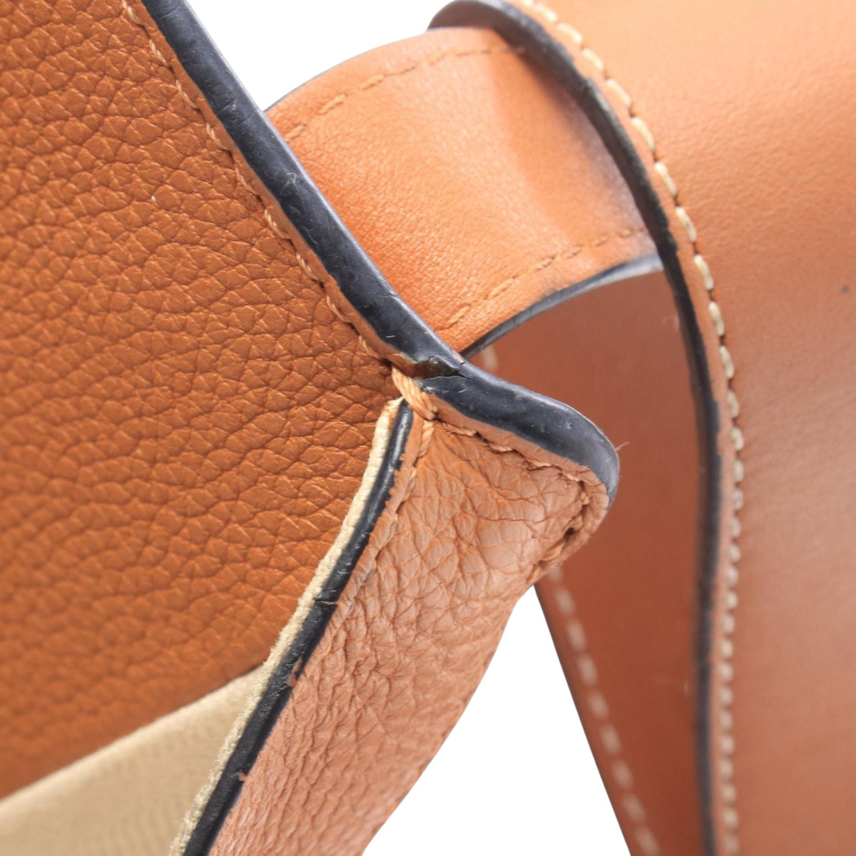LOEWE Medium Soft Grained Calfskin Hammock — Brown