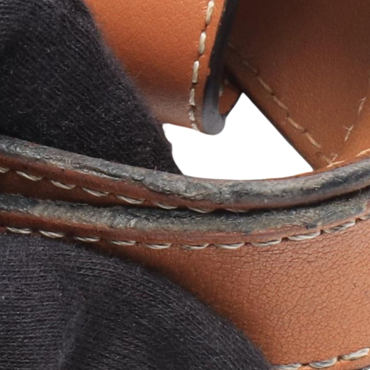 LOEWE Medium Soft Grained Calfskin Hammock — Brown