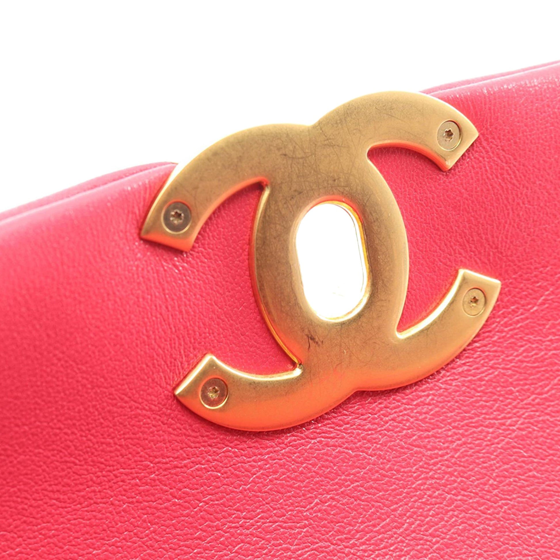 Chanel Medium Lambskin 19 Flap