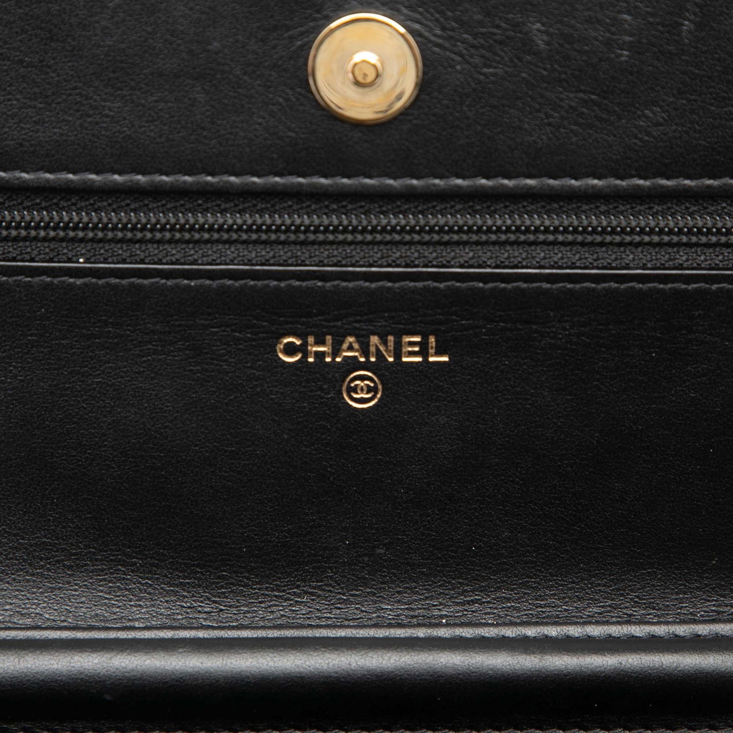 Chanel Caviar CC Filigree Wallet On Chain