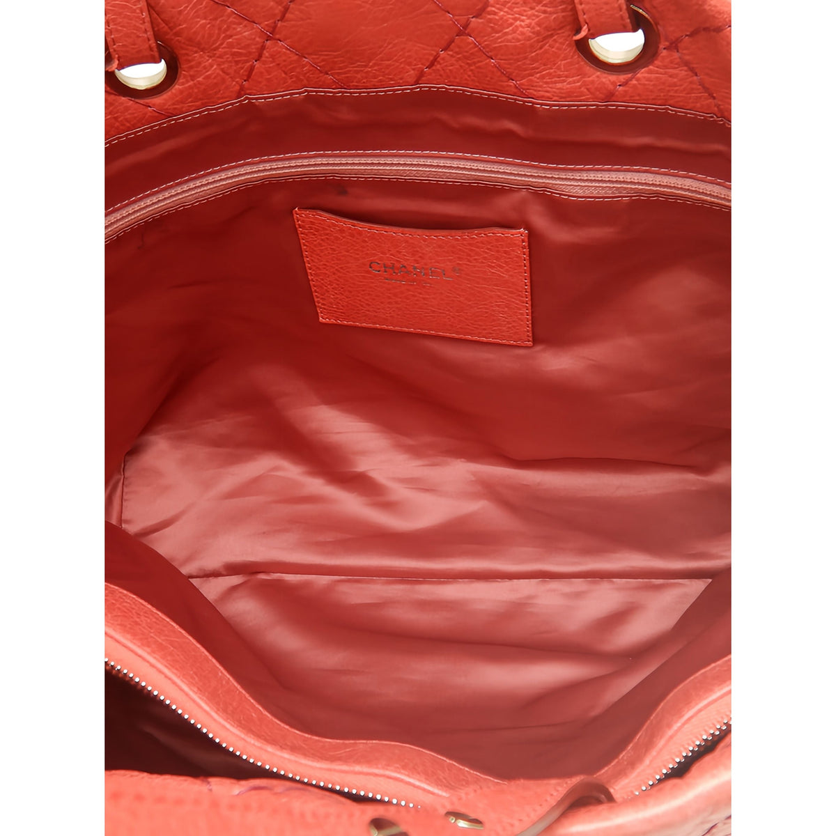 Chanel Large Glazed Calfskin On The Road Tote — Red