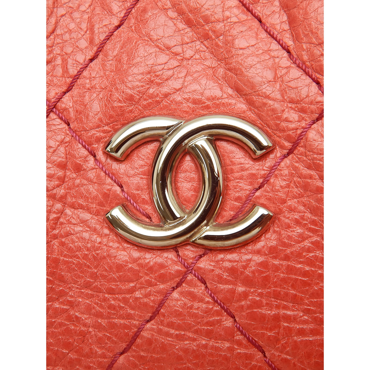 Chanel Large Glazed Calfskin On The Road Tote — Red