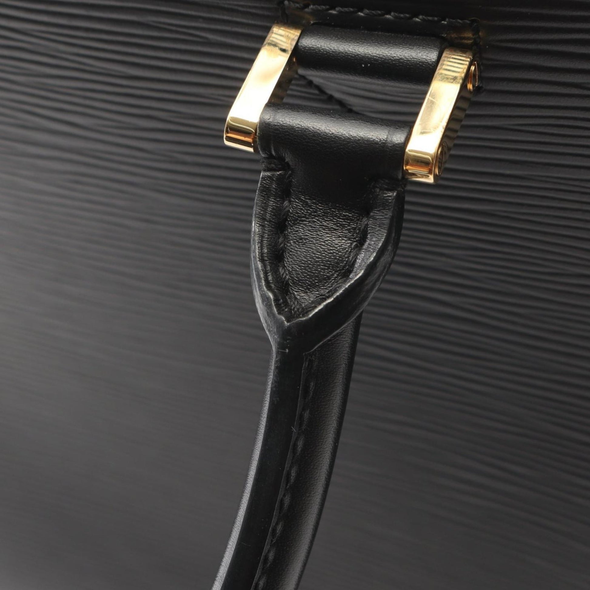 Louis Vuitton Epi Pont Neuf