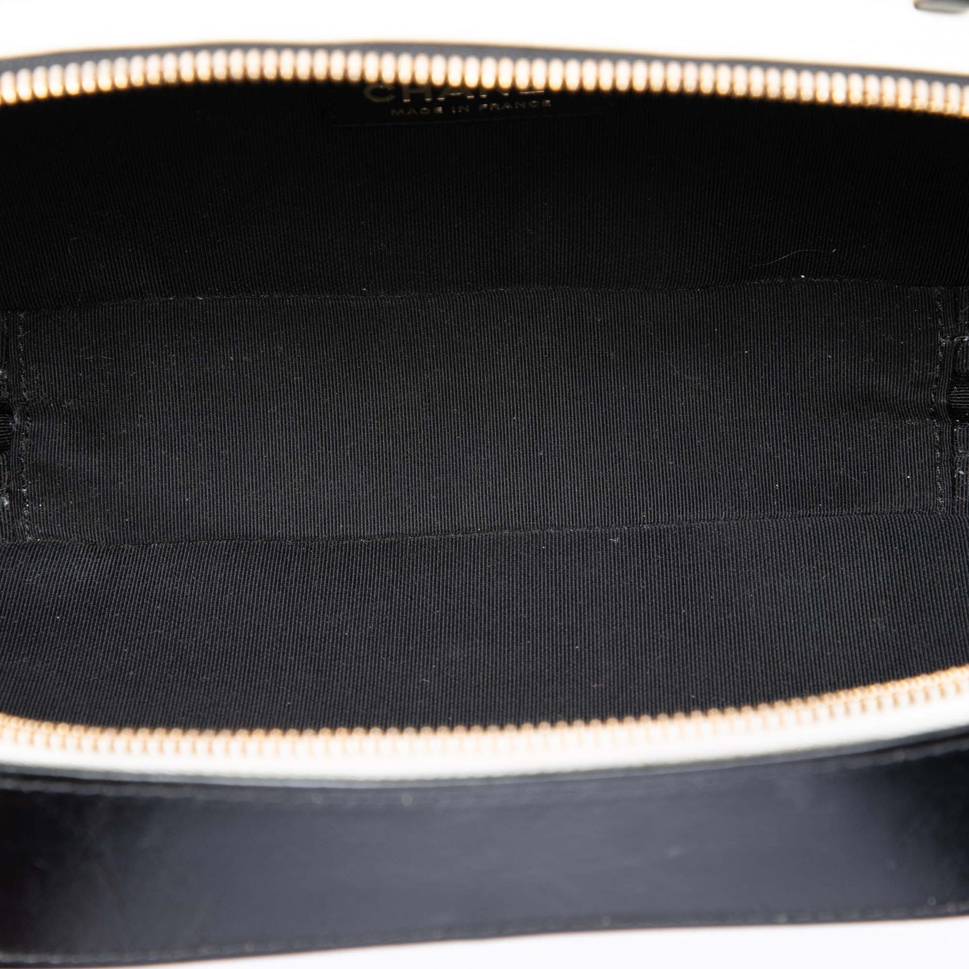 Chanel CC Quilted Crumpled Calfskin Vanity Case