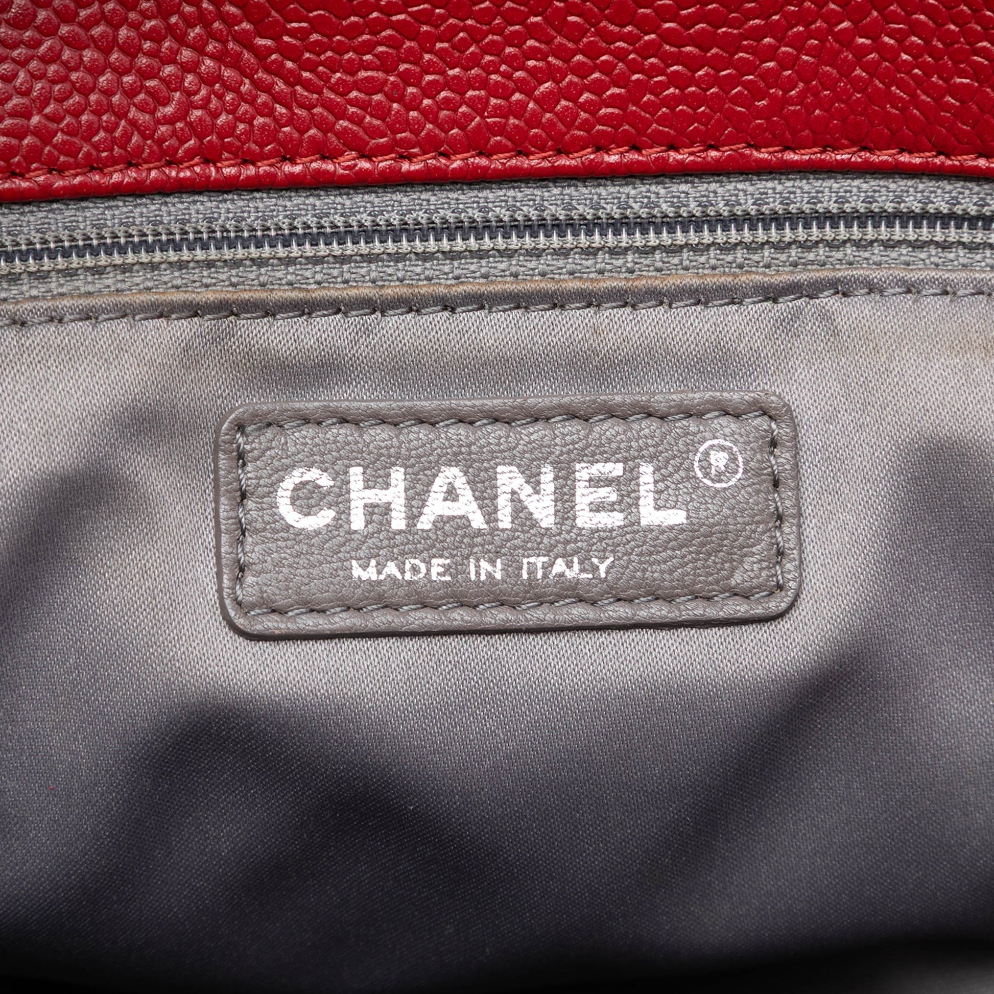 Chanel Caviar Vertical Grand Shopping Tote
