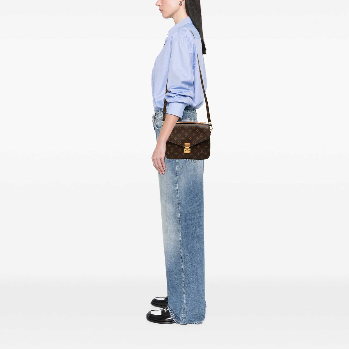Louis Vuitton Monogram Pochette Metis
