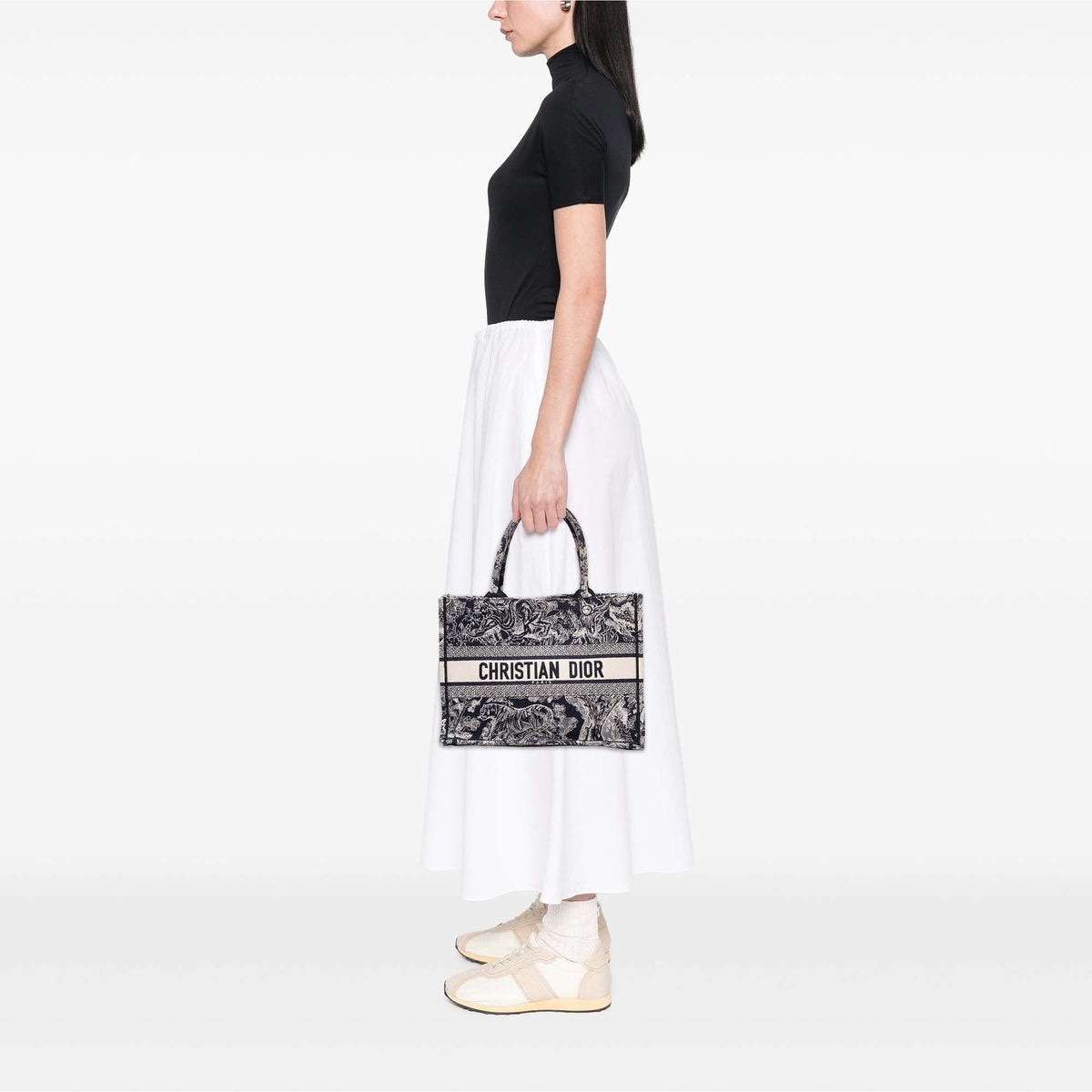 Dior Medium Canvas Embroidered Reverse Dioriviera Toile De Jouy Book Tote