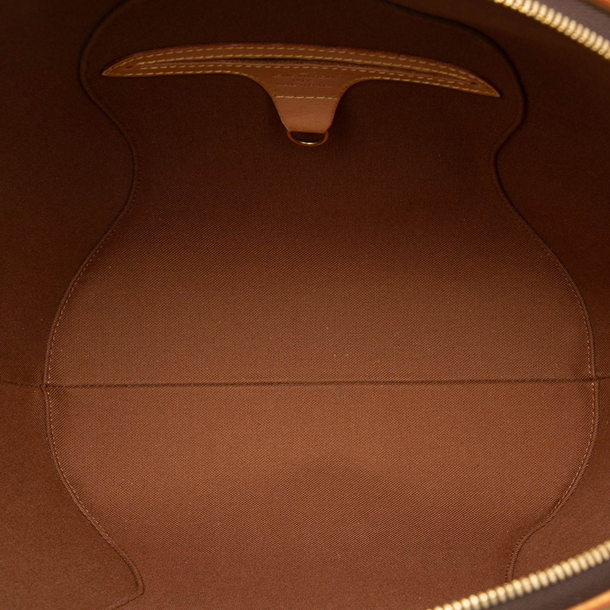 Louis Vuitton Monogram Ellipse MM