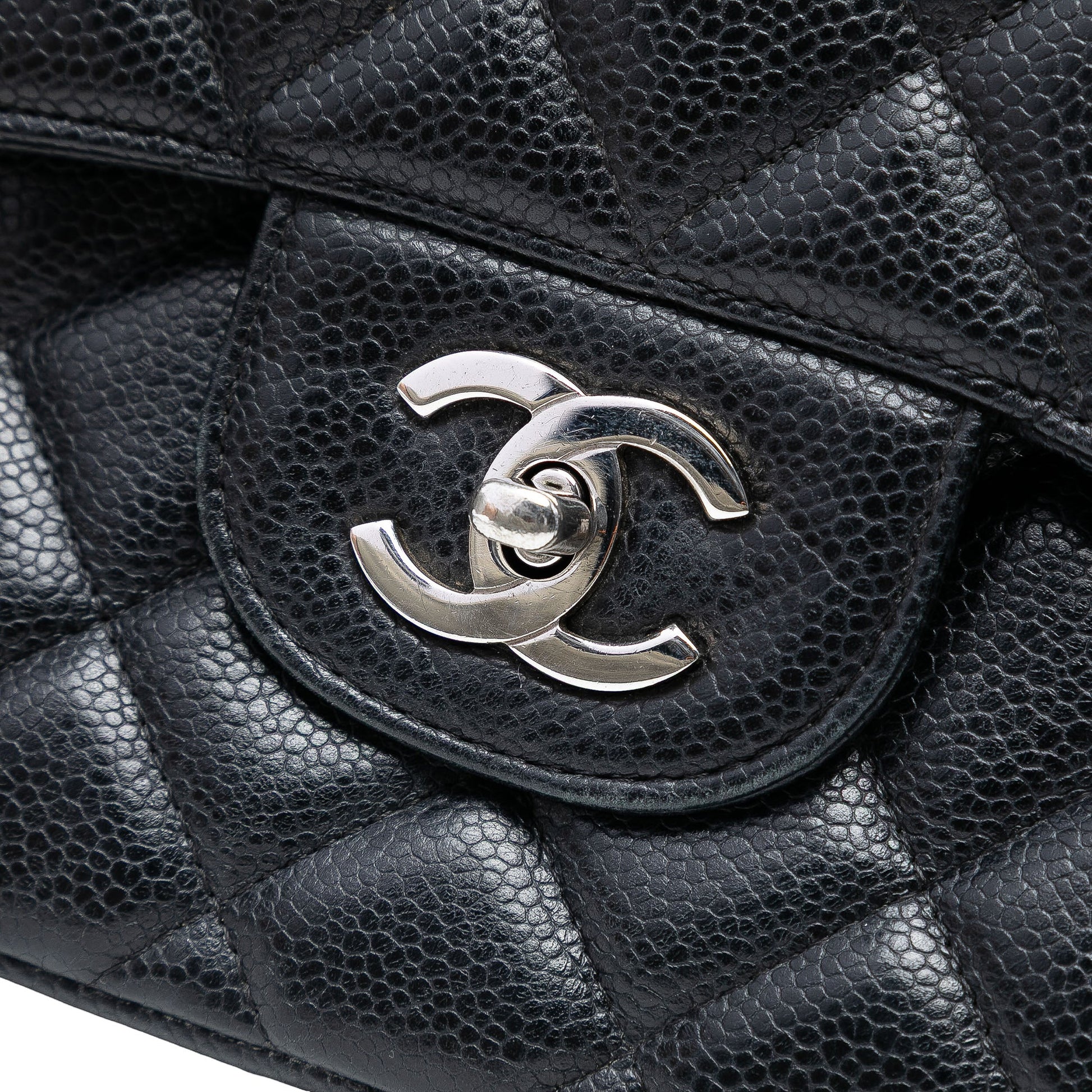 Chanel Jumbo Classic Caviar Single Flap
