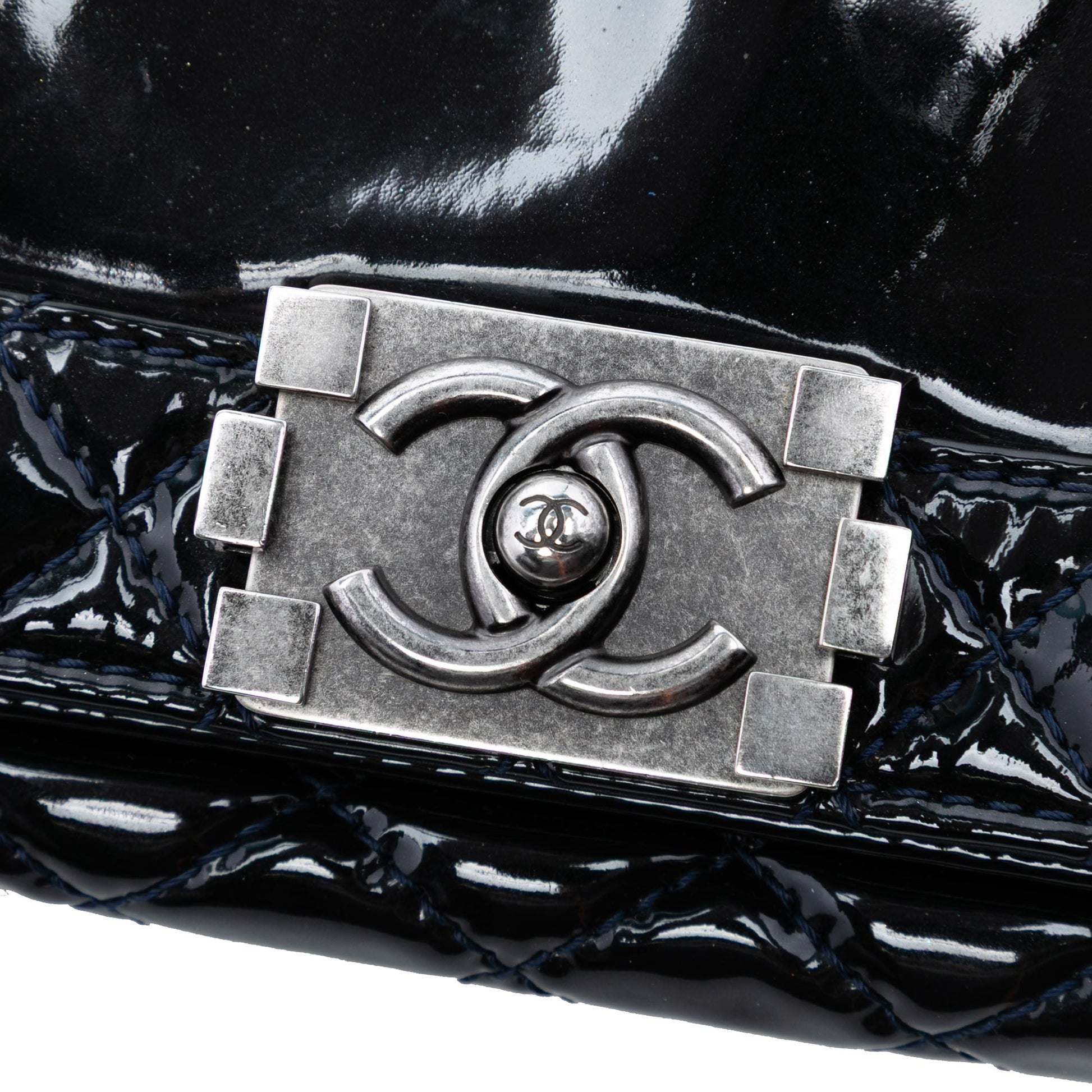 Medium Patent Boy Reverso Flap