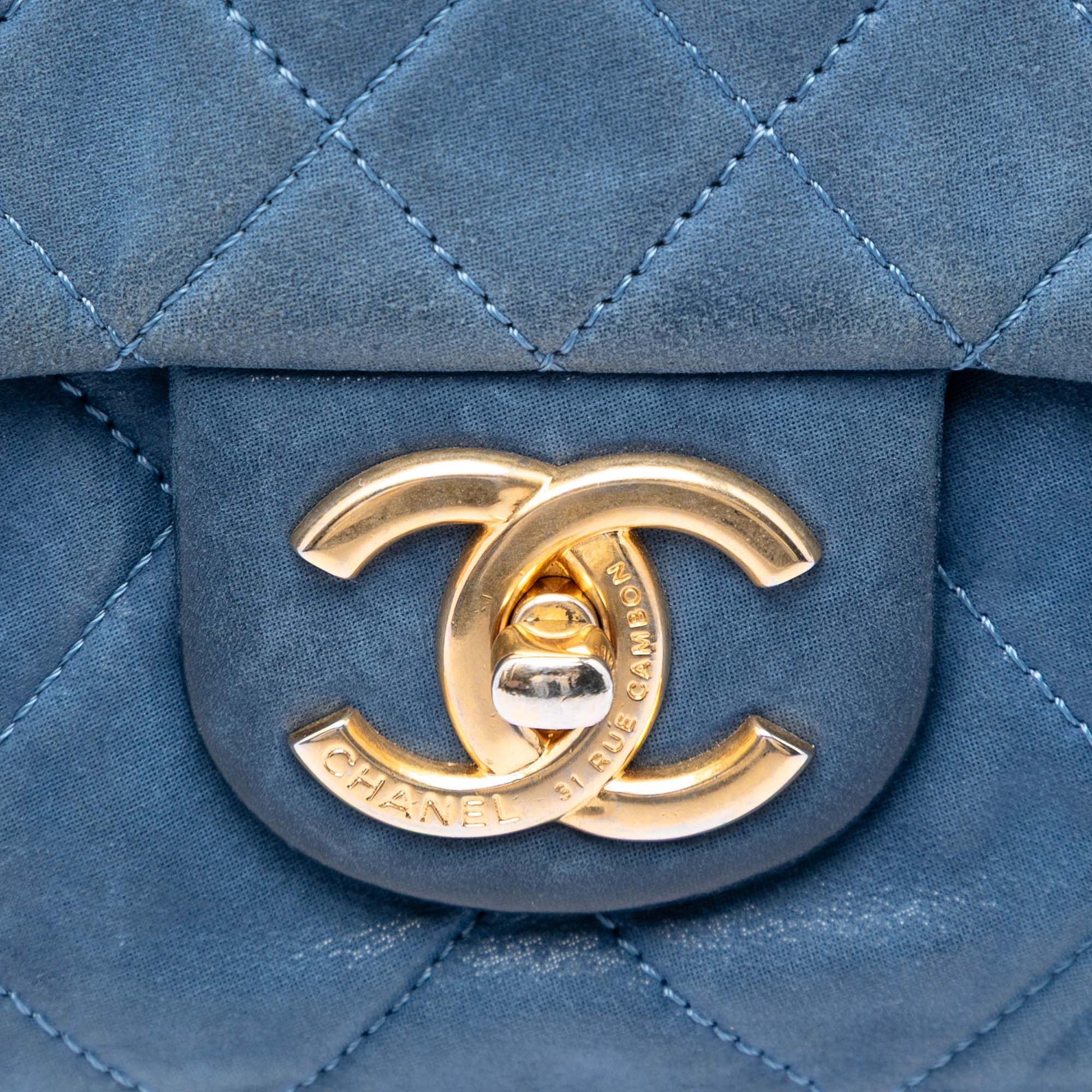 Chanel Medium Quilted Iridescent Calfskin Chic Quilt Accordion Flap