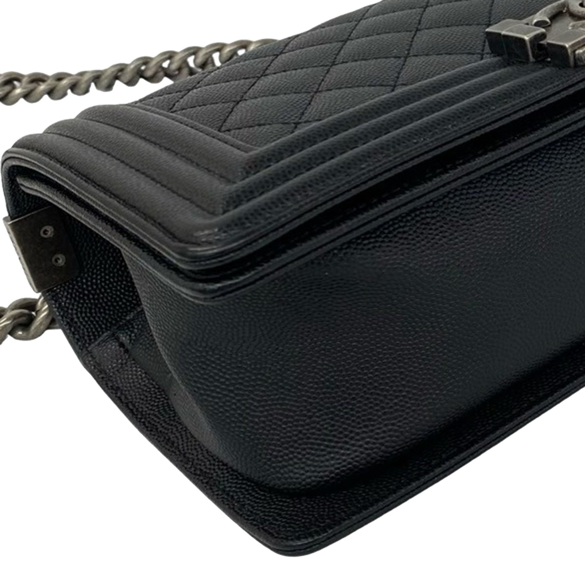 Chanel Old Medium Quilted Caviar Boy Flap