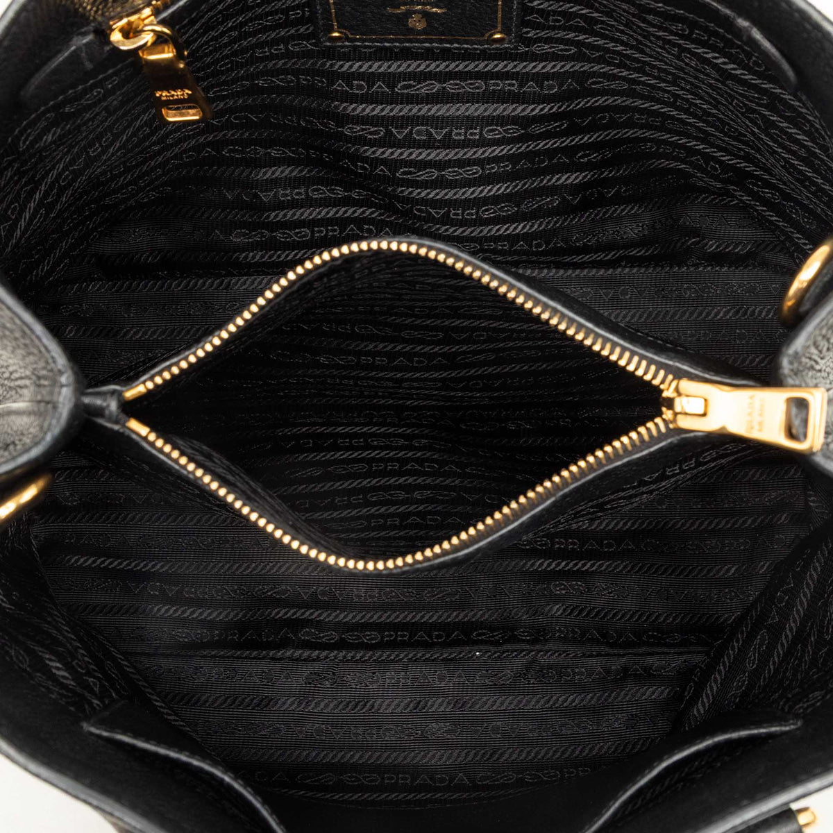 Prada Vitello Daino Open Convertible Tote — Black