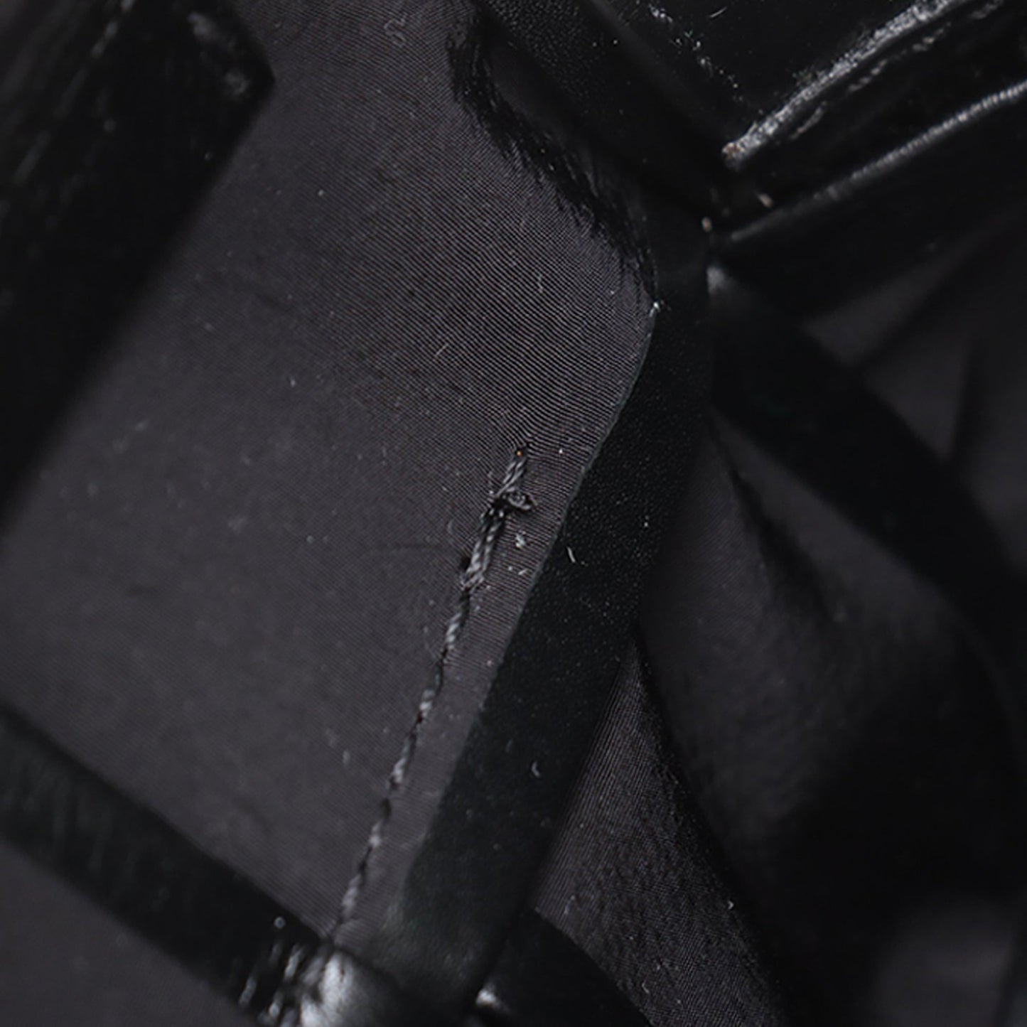 Bottega Veneta Paper Calfskin Intrecciato Cassette Belt Bag