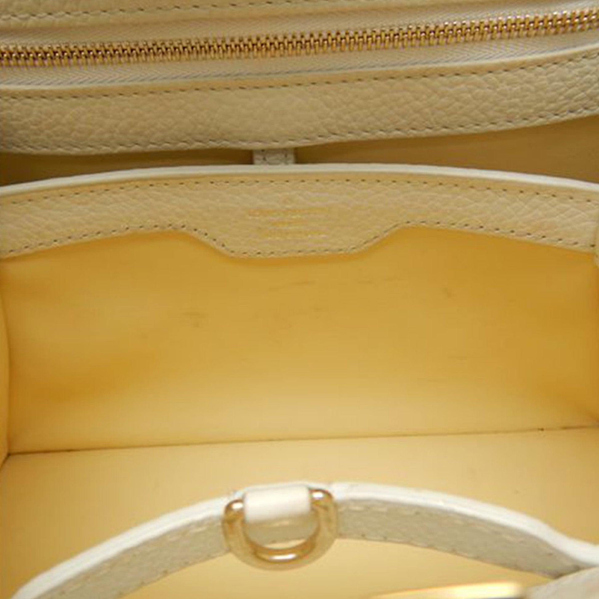 Louis Vuitton Taurillon Capucines BB