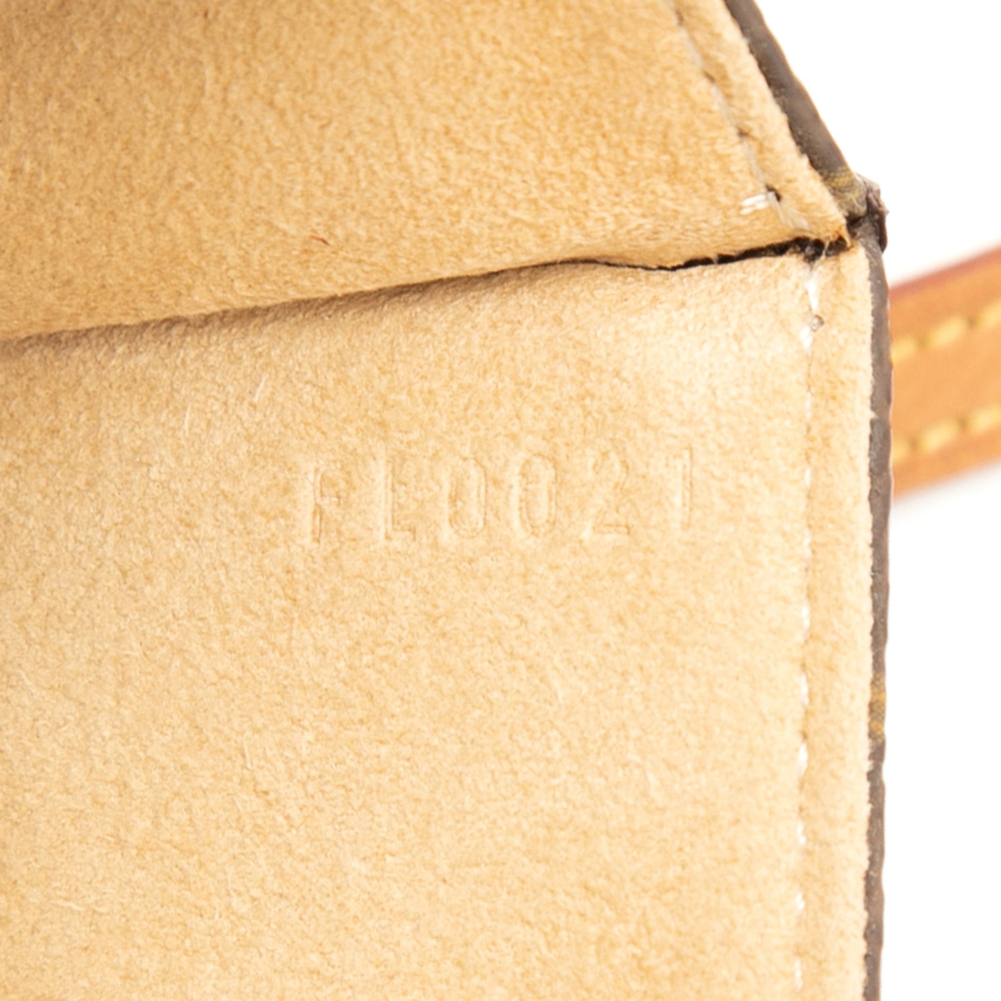 Louis Vuitton Monogram Pochette Twin GM