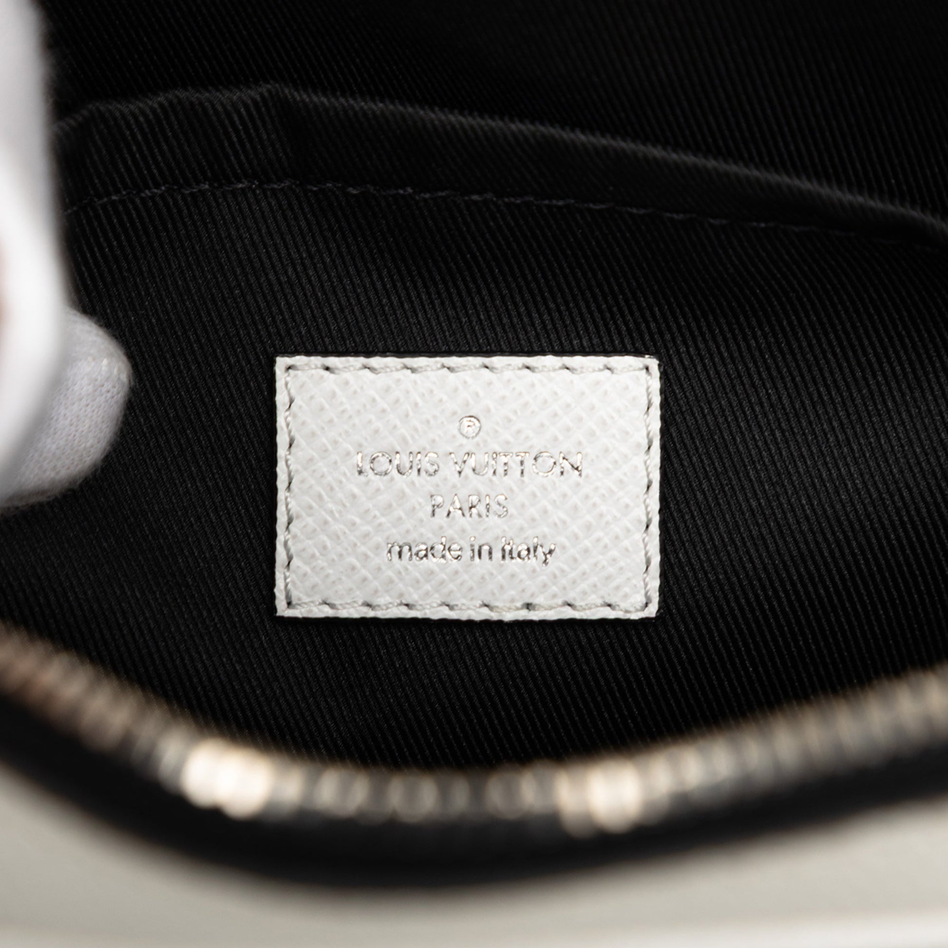 Louis Vuitton Monogram Taigarama Outdoor Messenger