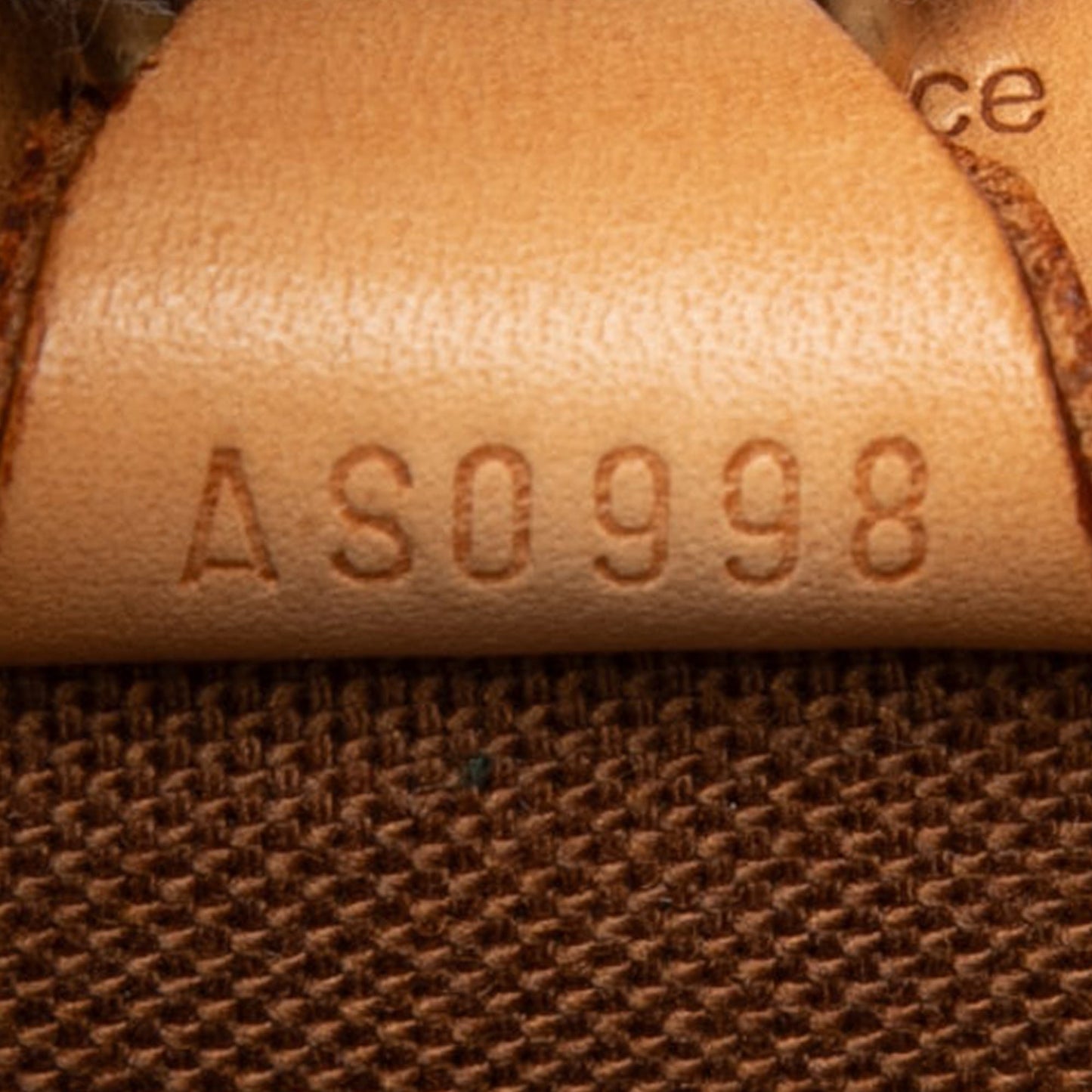 Louis Vuitton Monogram Ellipse MM