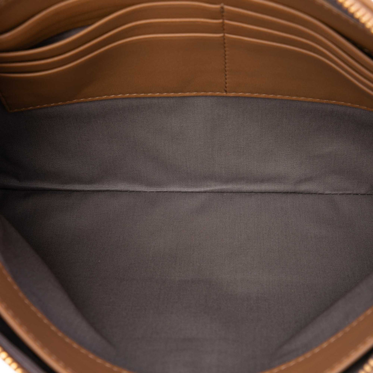 Bottega Veneta Bicolor Nappa Intrecciato Clutch — Brown