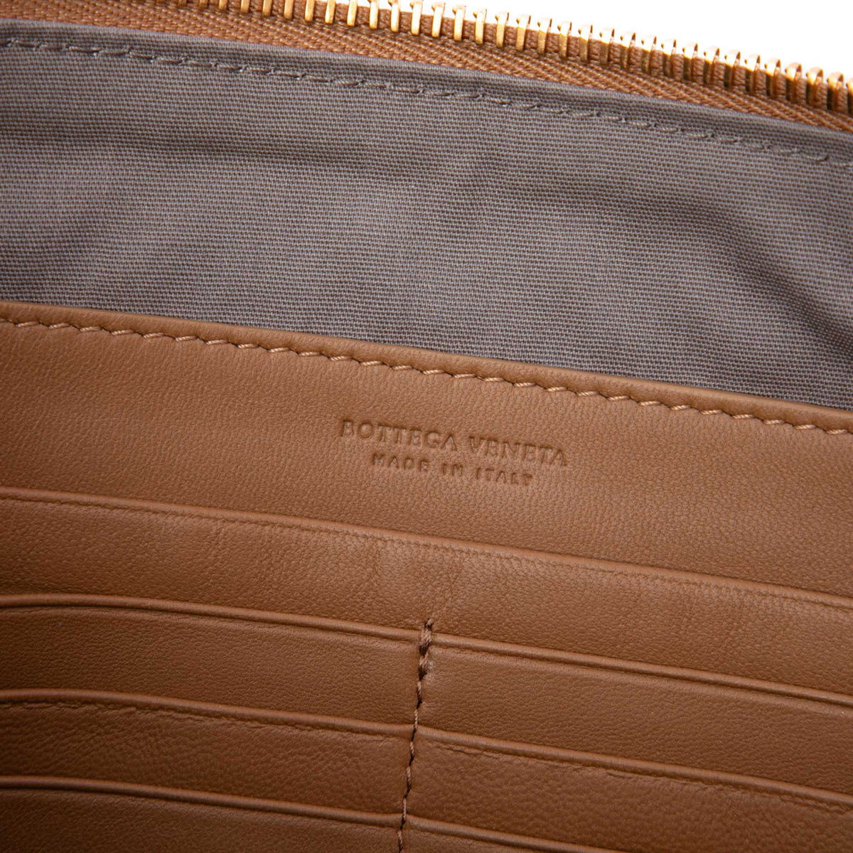 Bottega Veneta Bicolor Nappa Intrecciato Clutch — Brown