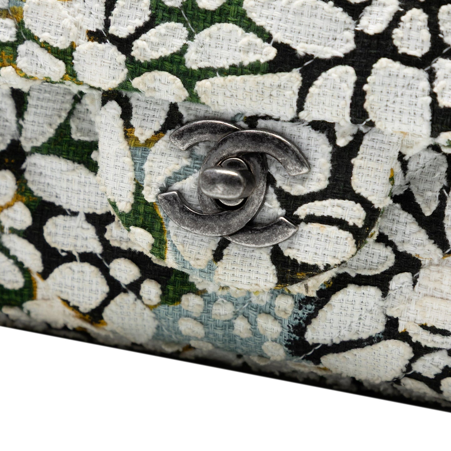 Medium Classic Chevron Tweed Floral Double Flap