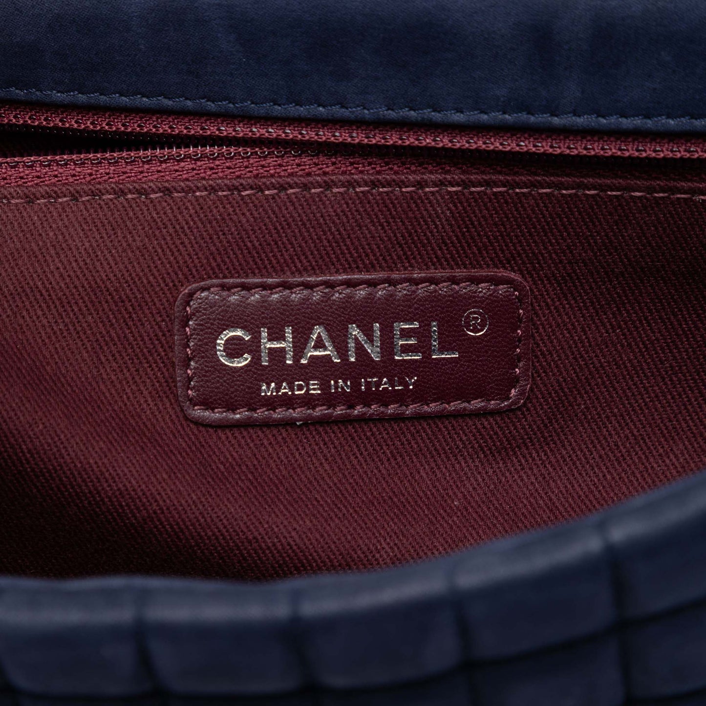 Chanel Chocolate Bar Iridescent Calfskin Bubble Flap