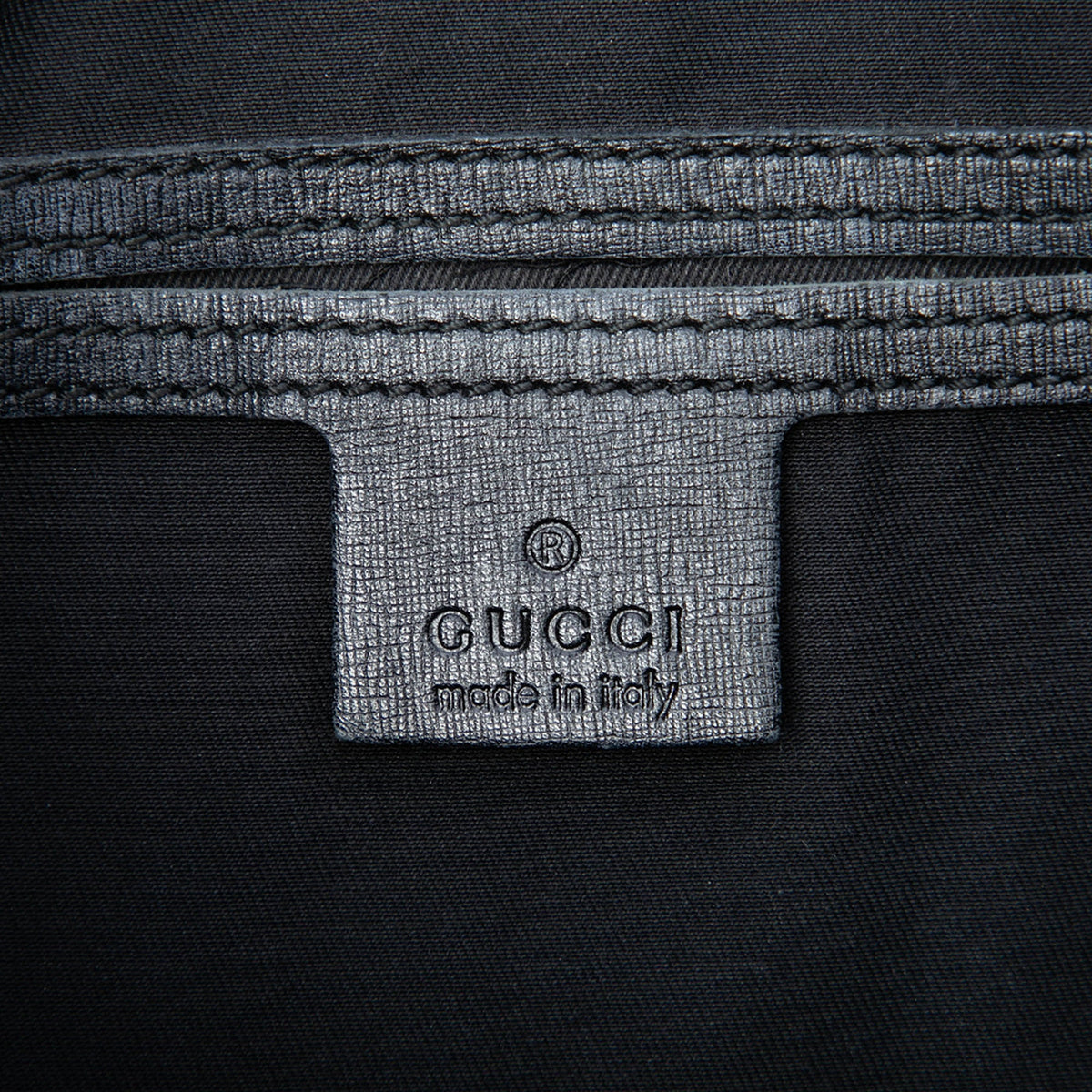 Gucci GG Supreme Tote — Black