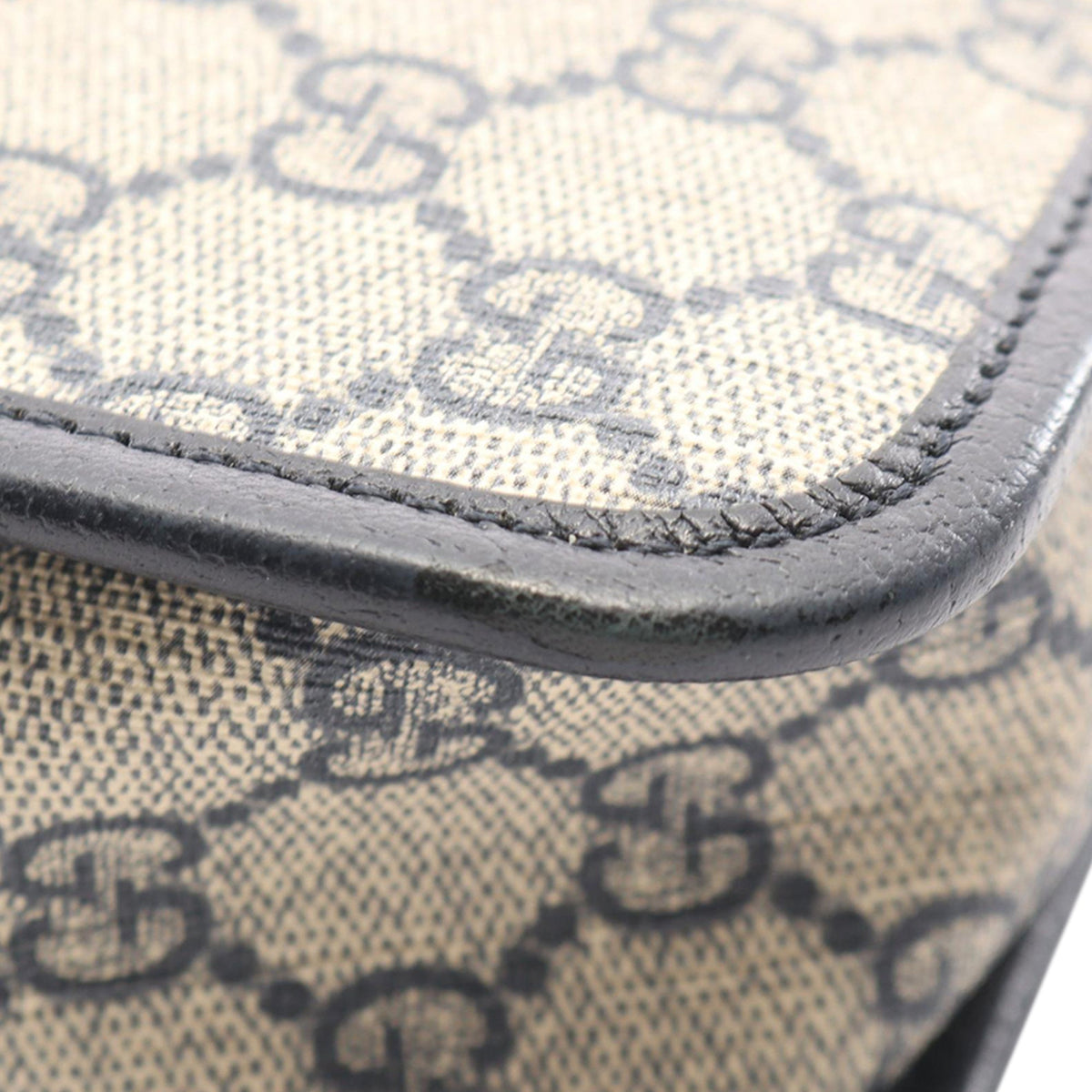 Gucci GG Supreme Interlocking G Crossbody