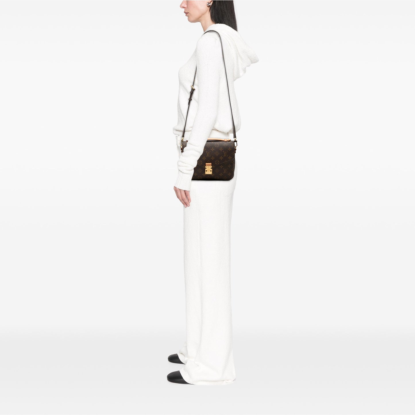 Louis Vuitton Monogram Pochette Metis