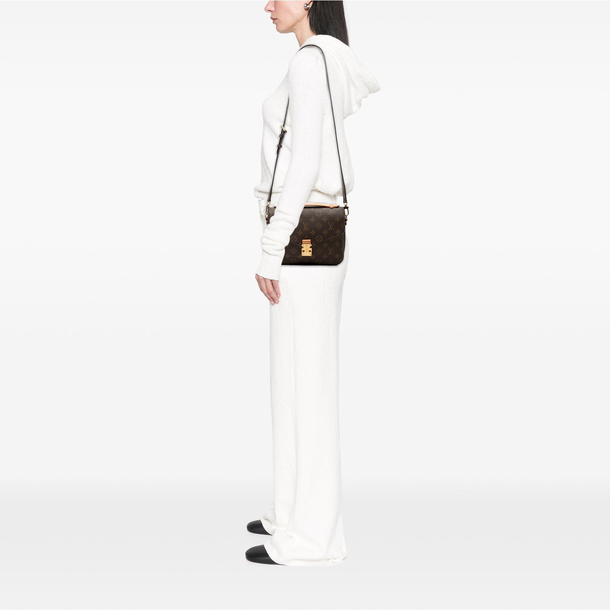 Louis Vuitton Monogram Pochette Metis