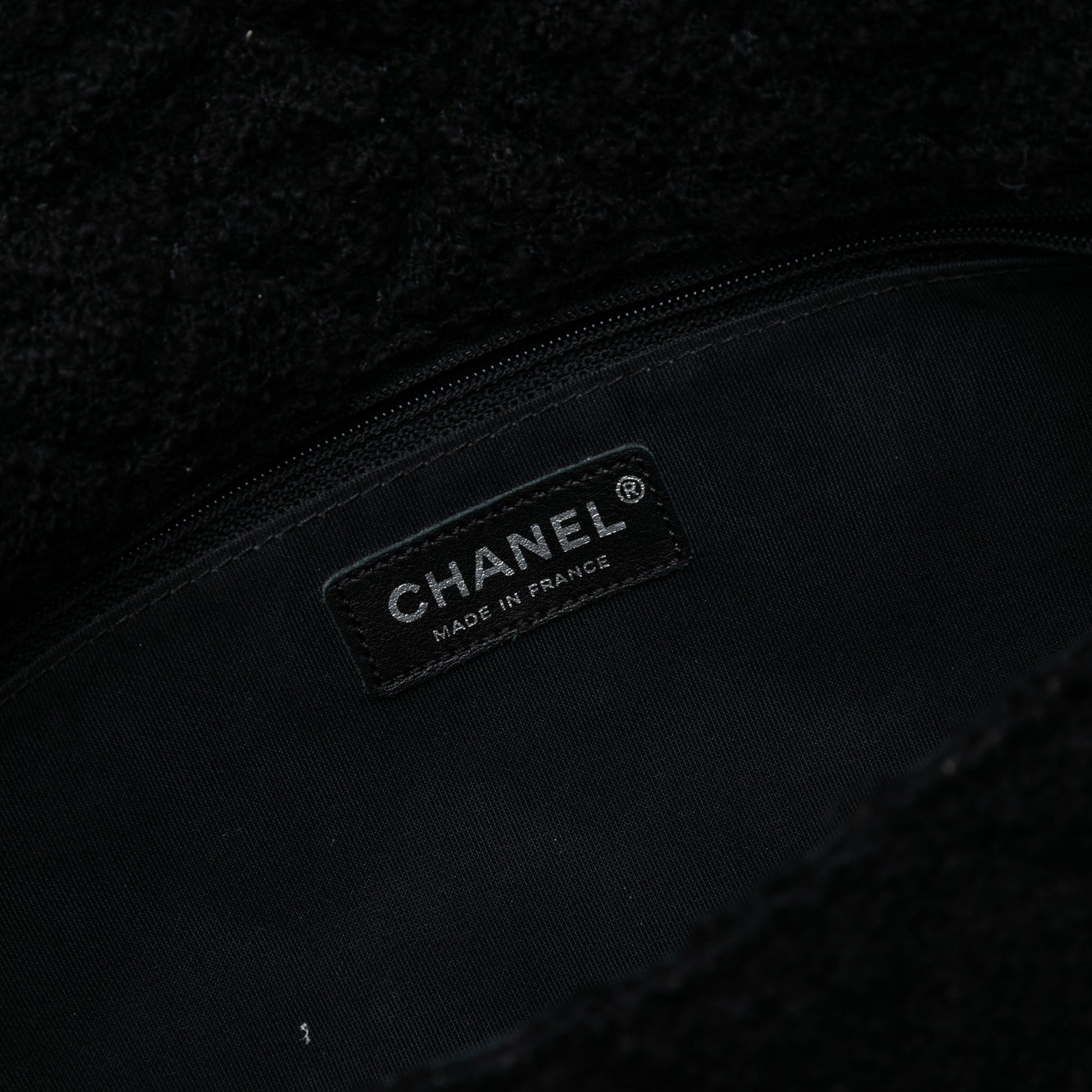 Chanel Jumbo Reissue 2.55 Quilted Tweed Easy Messenger Flap