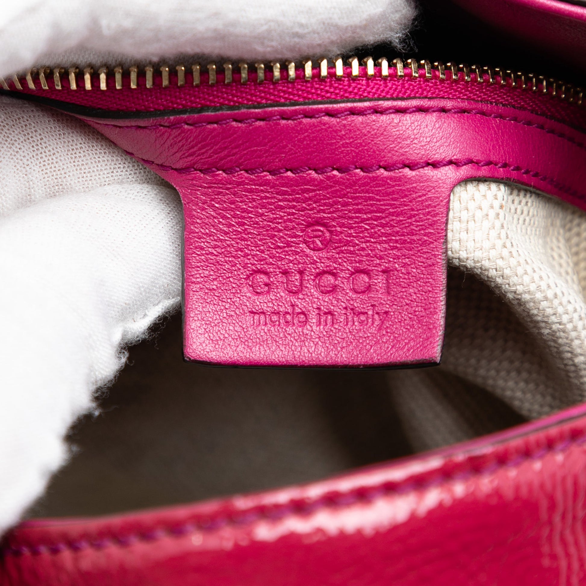Gucci Medium Patent Soho Chain Tote