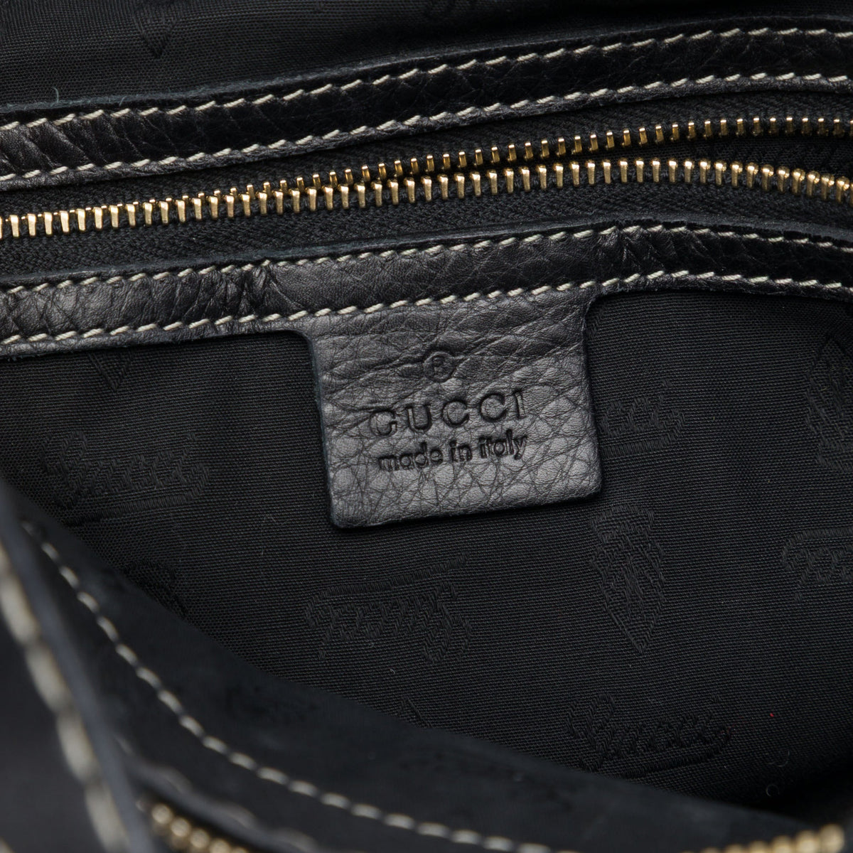 Gucci Calfskin Crest Boule Top Handle Bag — Black