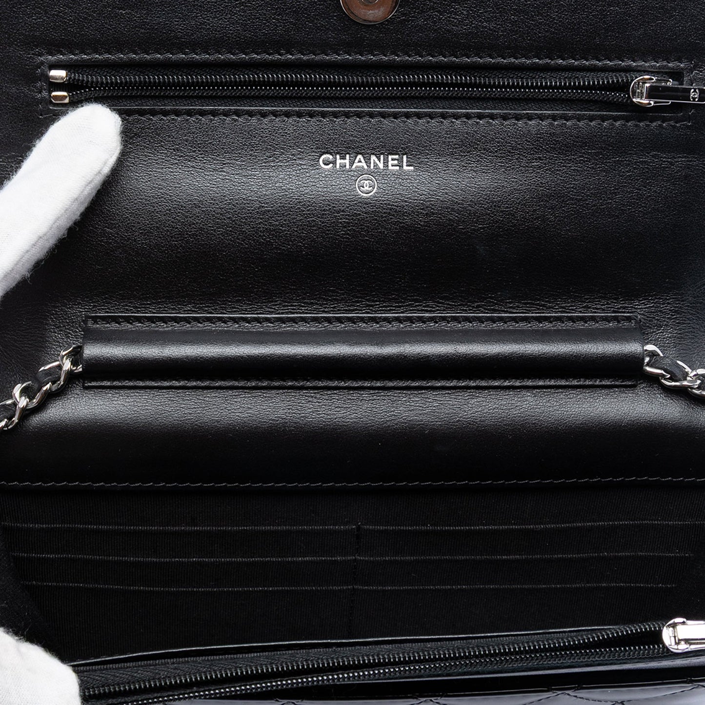 CC Bicolor Quilted Patent Wallet on Chain