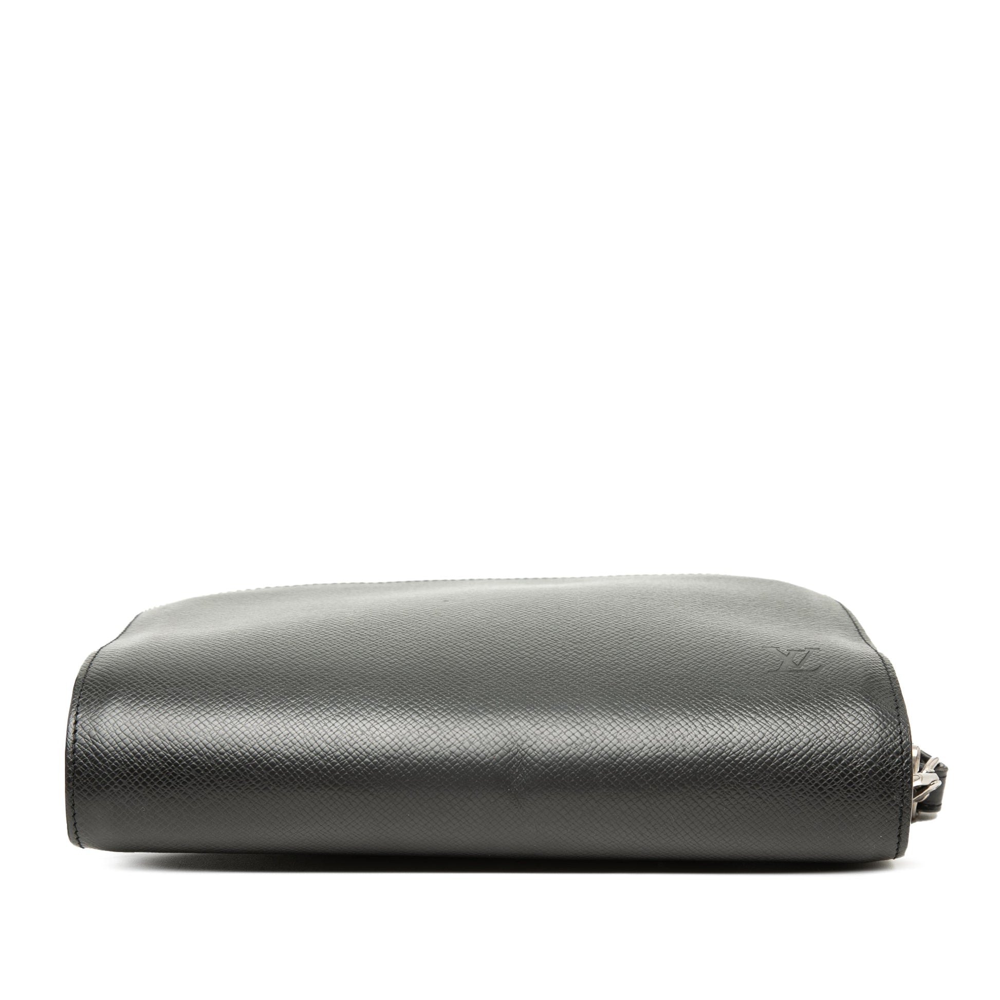 Louis Vuitton Taiga Pochette Baikal