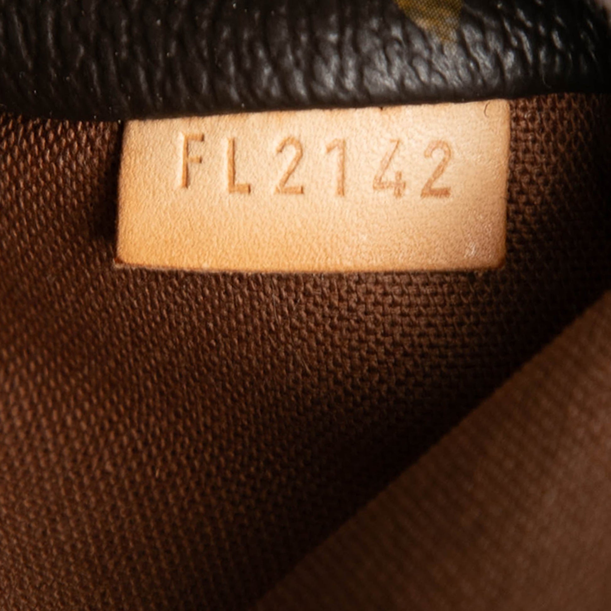 Louis Vuitton Monogram Totally MM