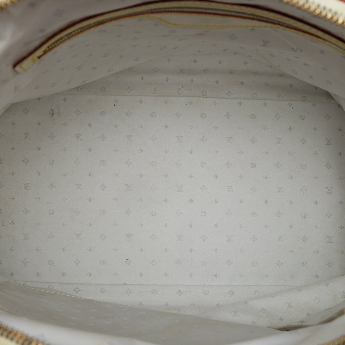 Louis Vuitton Suhali Lockit MM — White