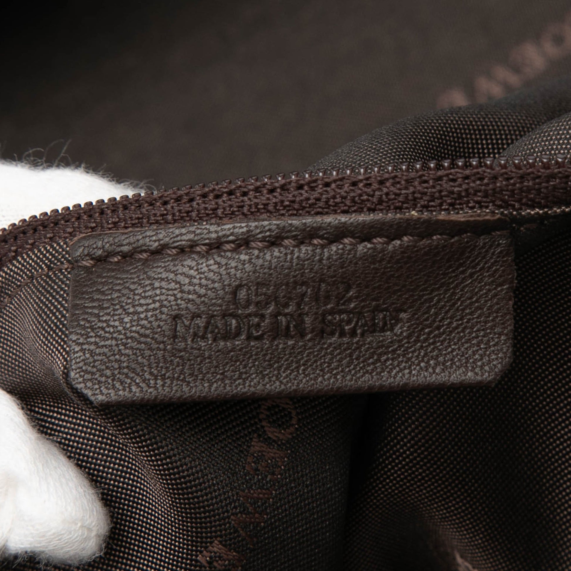 LOEWE Perforated Leather Stitched Amazona 28