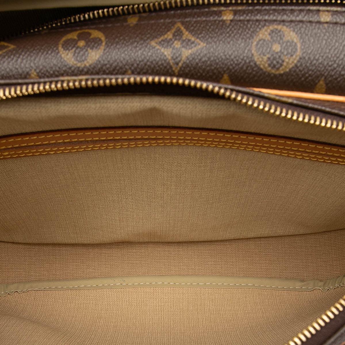 Louis Vuitton Monogram Reporter PM