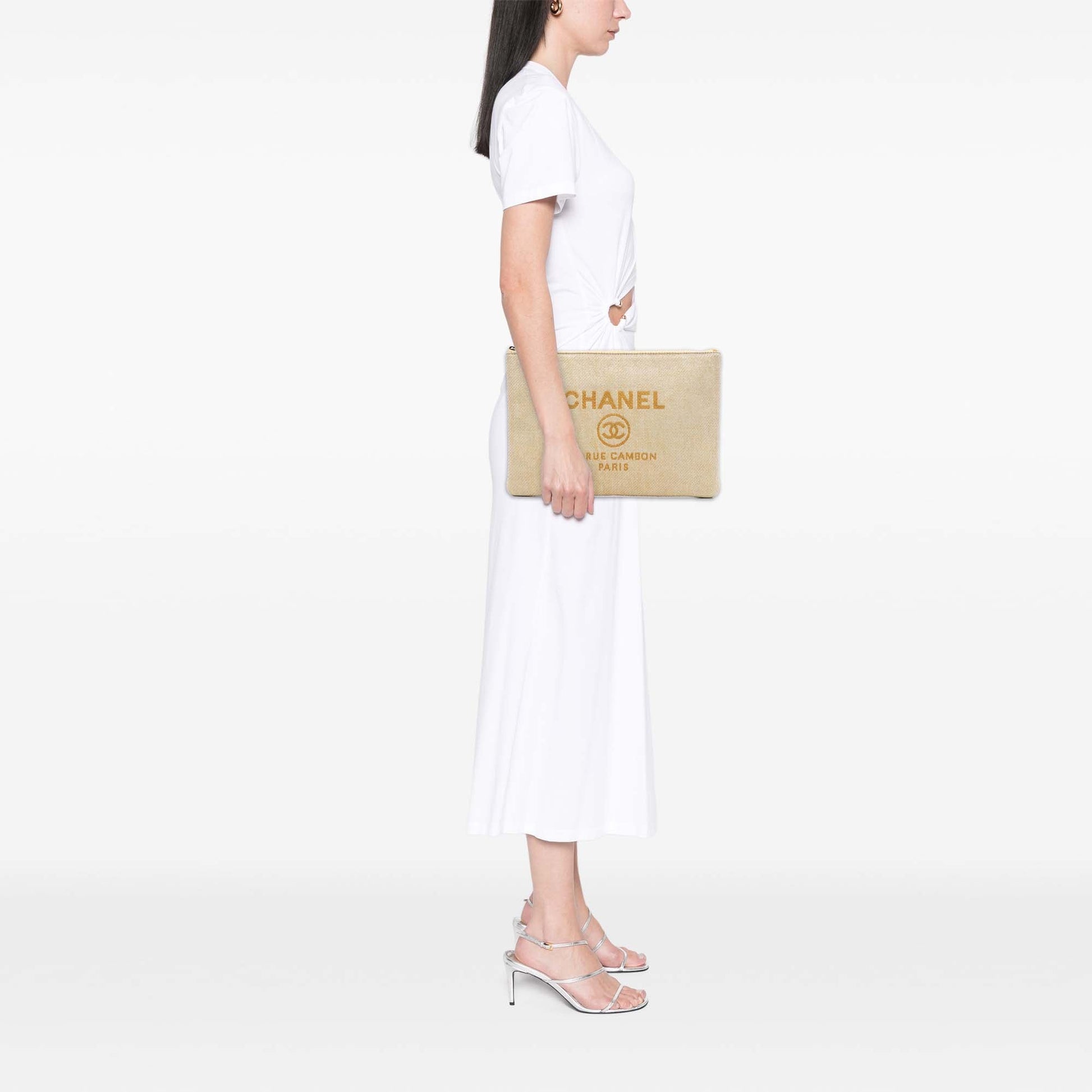 Large Raffia Deauville O Case Clutch