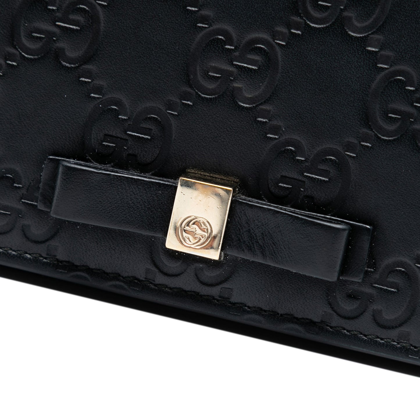 Gucci Mini Guccissima Bow Signature Wallet On Chain