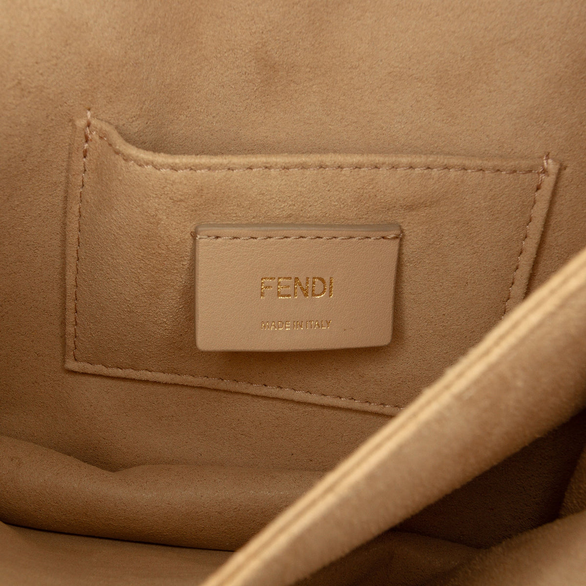 Fendi Fila Mania Small Multicolor Zucca Embossed Leather Kan I Crossbody — Black