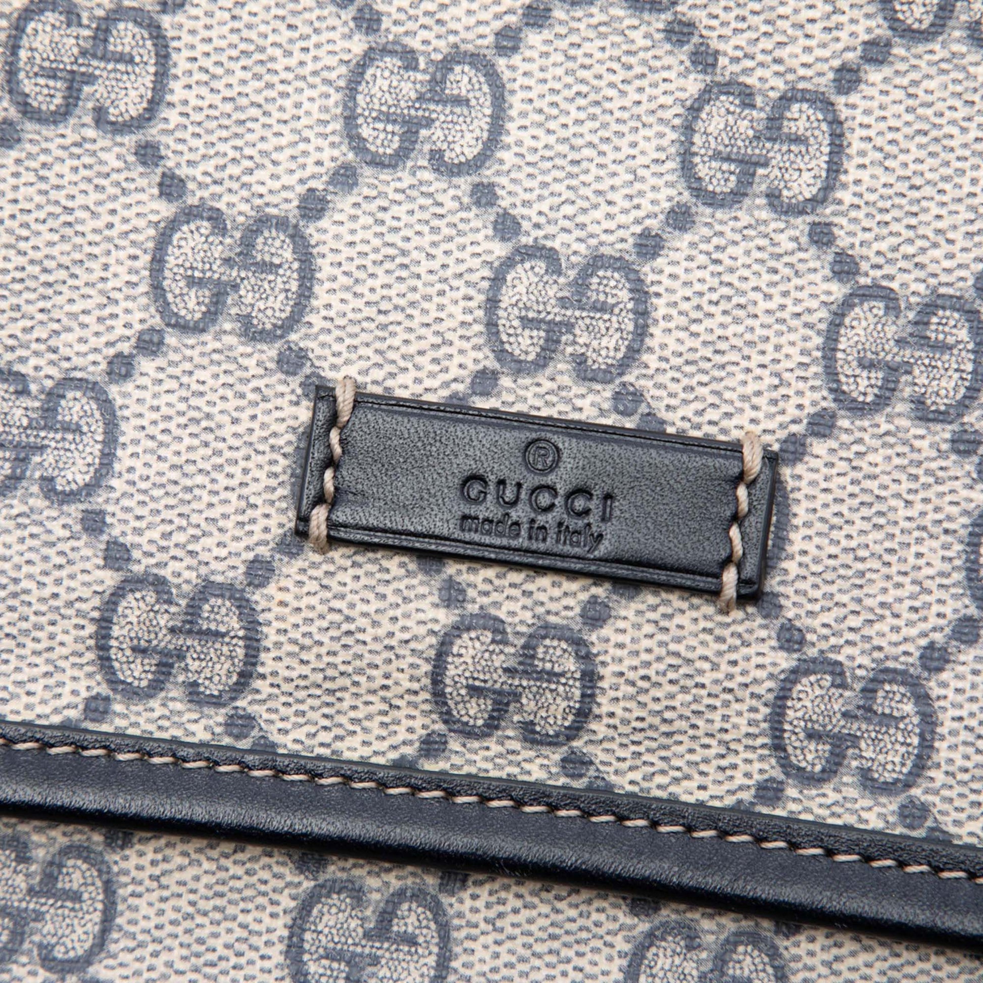 Gucci GG Supreme Crossbody