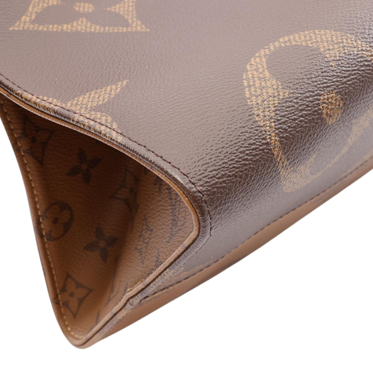 Louis Vuitton Monogram Reverse Giant OnTheGo GM — Brown