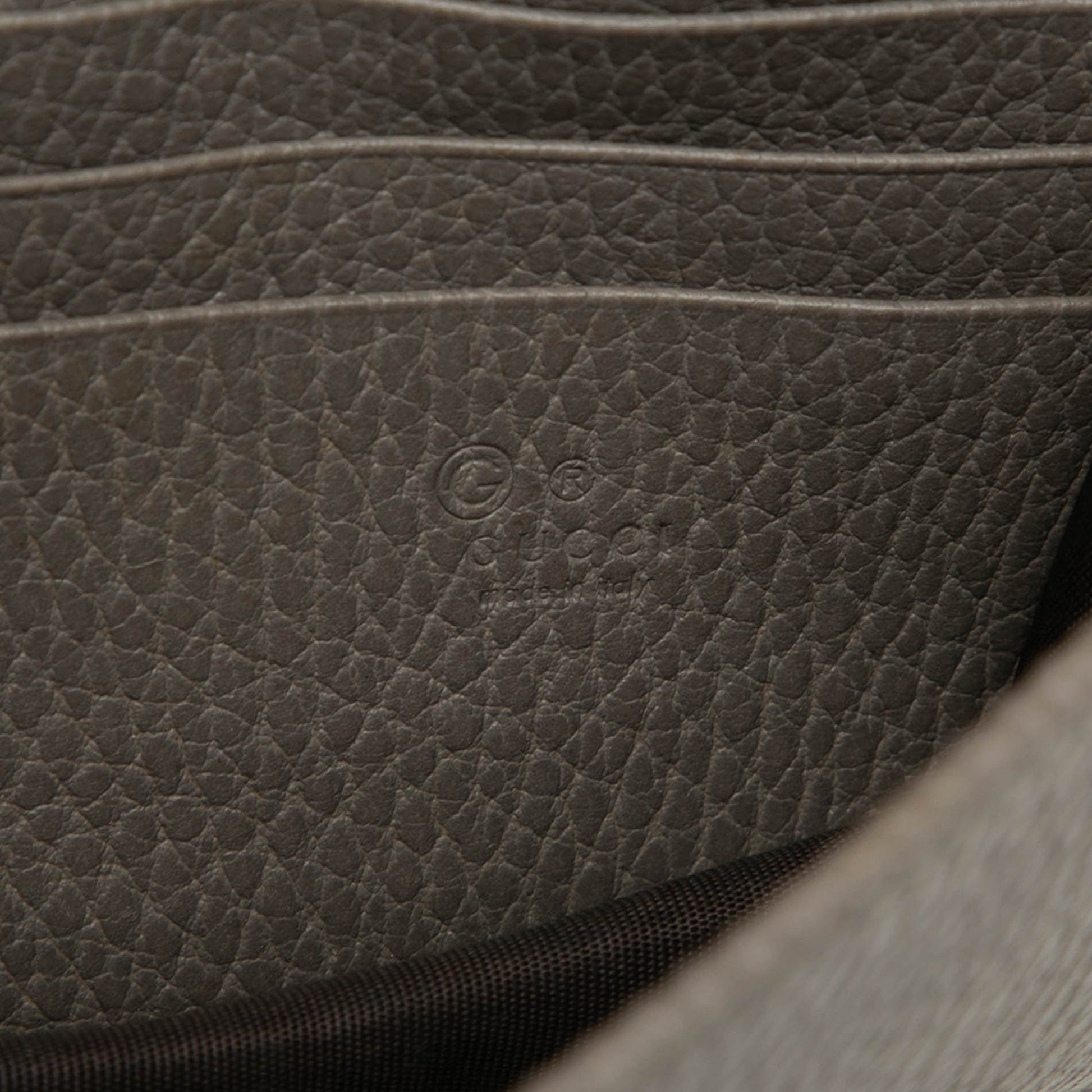Gucci Dollar Calfskin Interlocking G Wallet on Chain