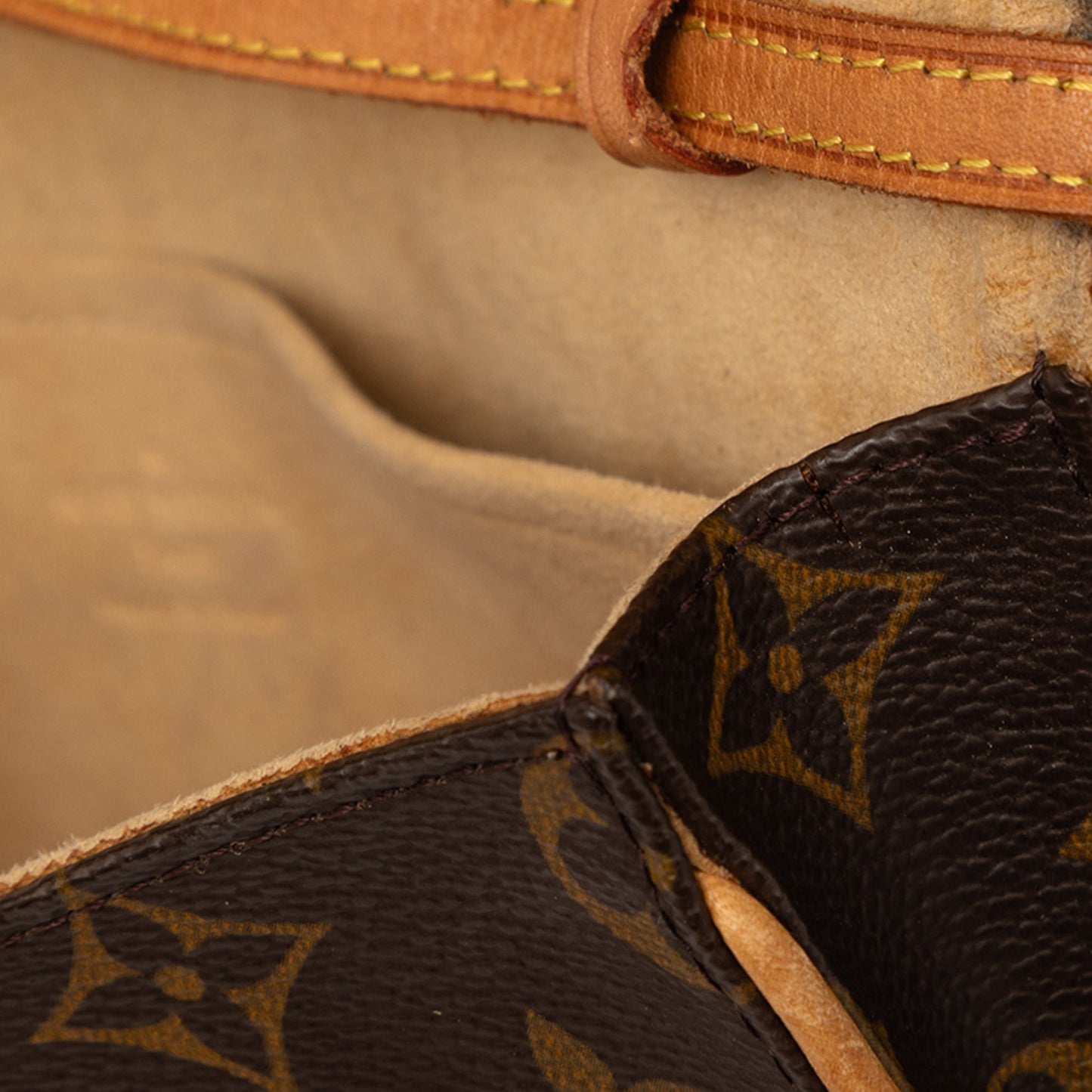 Louis Vuitton Monogram Pochette Twin GM