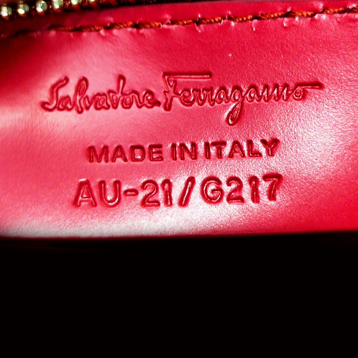 Ferragamo Vara Shoulder Bag