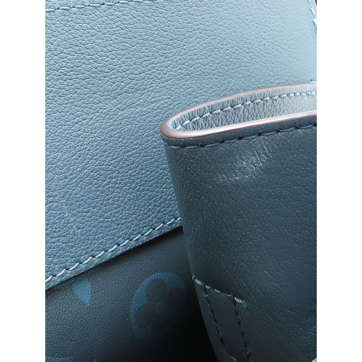 Louis Vuitton Calfskin City Steamer MM — Blue