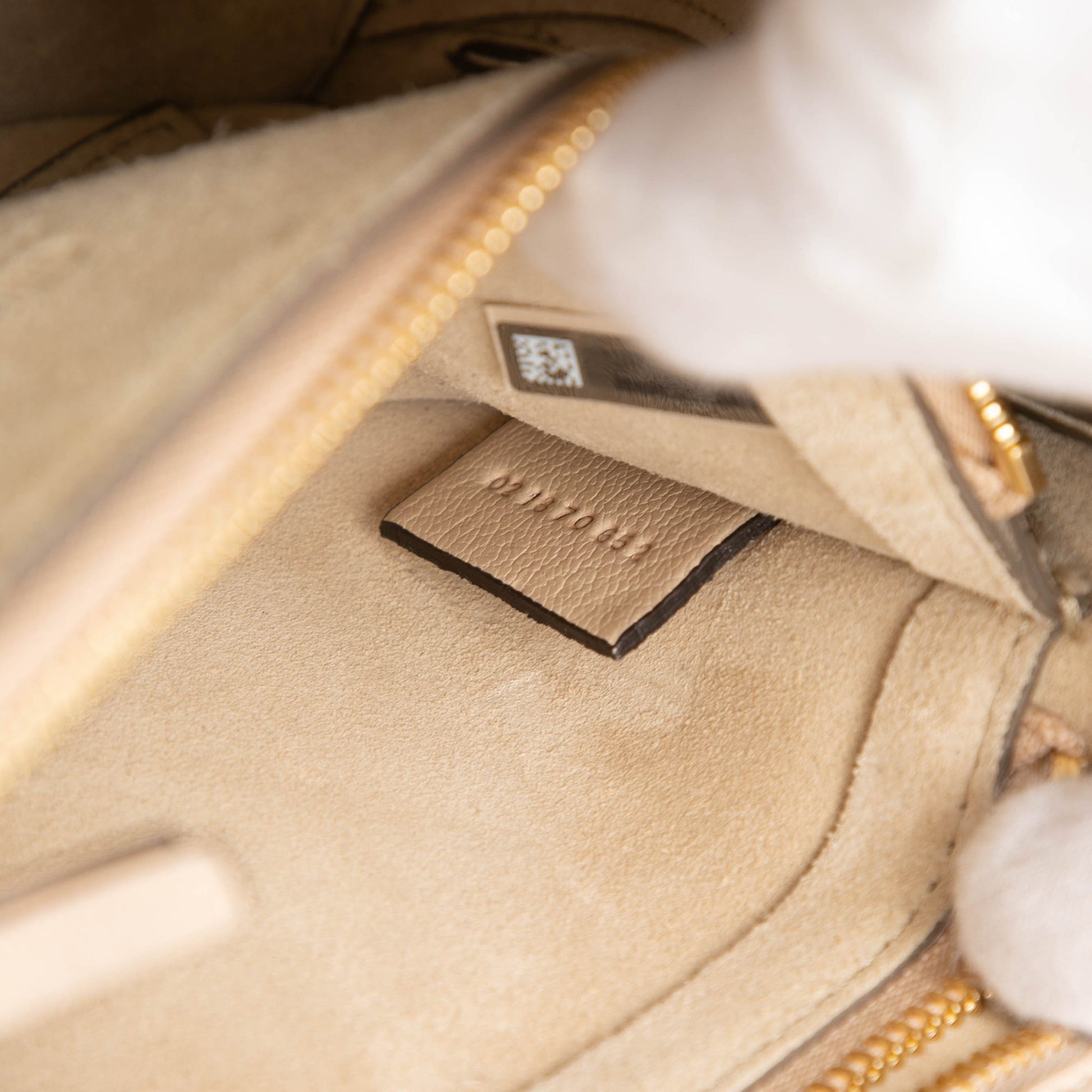 Chloé Medium Calfskin Suede Pixie Signature Satchel